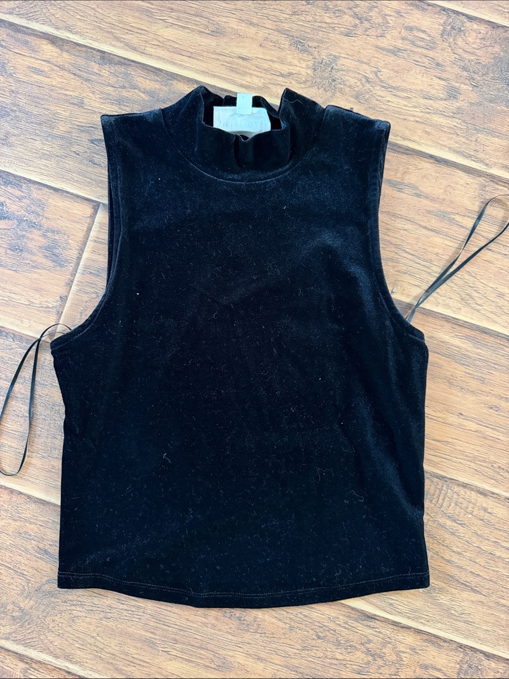 Olive & Oak Black Velvet Sleeveless Mock Neck Tank